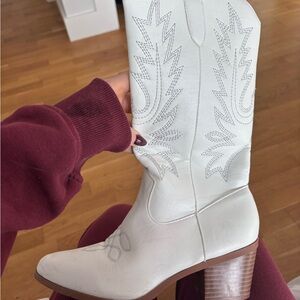 White Cowboy Women's Boots